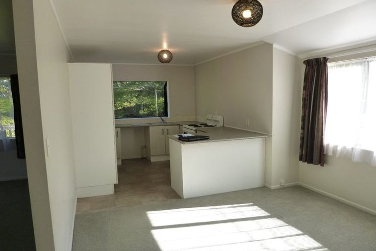 Photo of property in 1/15 Seaview Road, Glenfield, Auckland, 0629