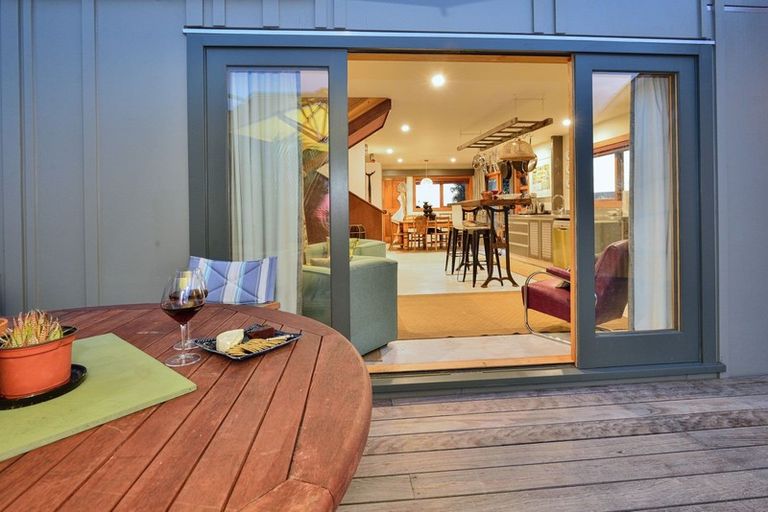 Photo of property in 18 Kahawai Street, Mahia, 4198