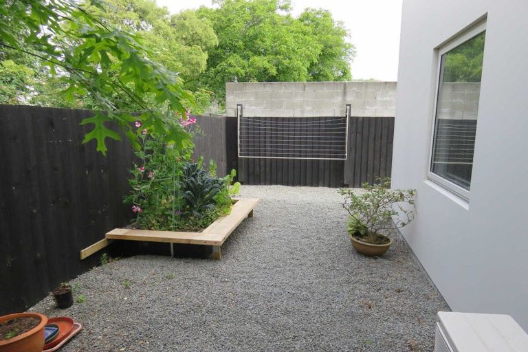 Photo of property in 114g Nursery Road, Phillipstown, Christchurch, 8011