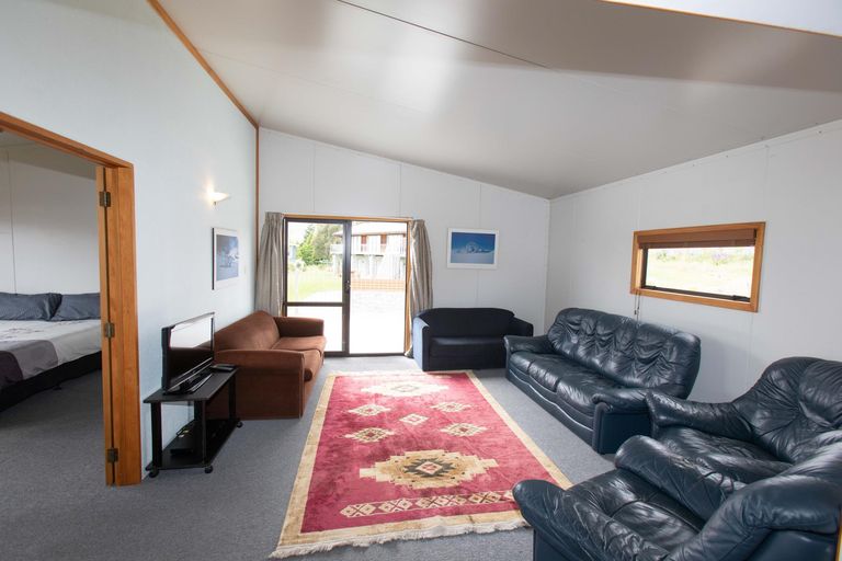 Photo of property in 11 Burnett Place, Lake Tekapo, 7999