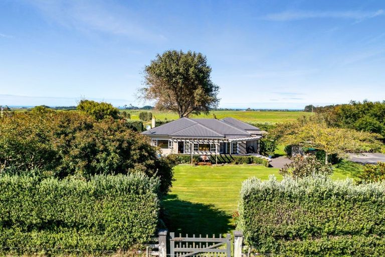 Photo of property in 1048 Normanby Road, Manaia, Hawera, 4678
