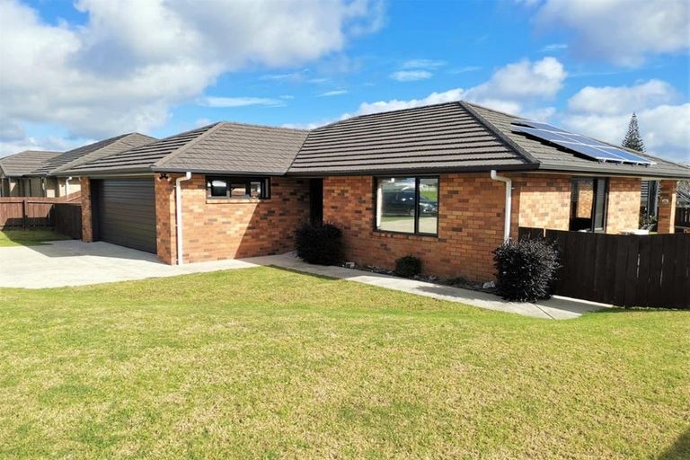 Photo of property in 76 Tamure Place, Ruakaka, 0116