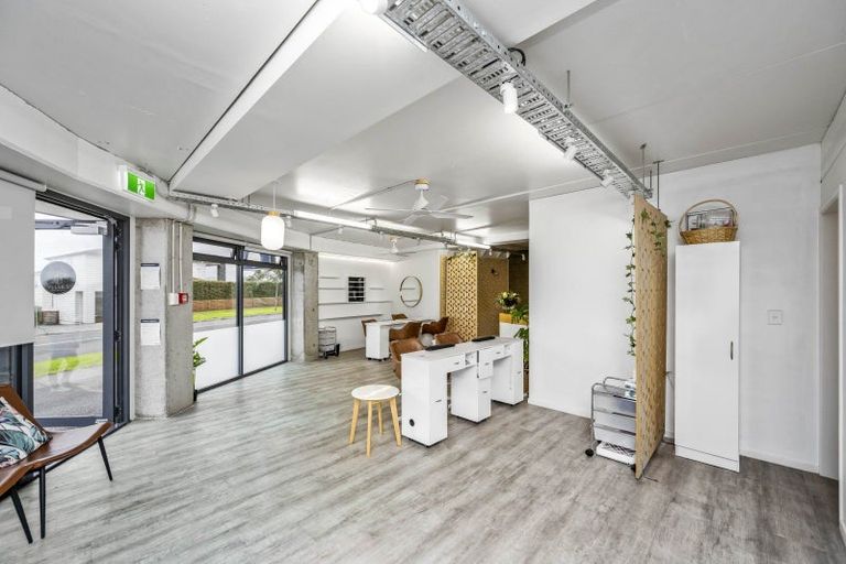 Photo of property in 11/36 Bankside Road, Silverdale, 0932