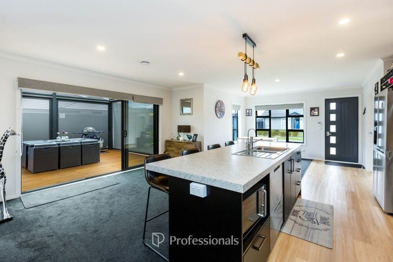 Photo of property in 34 Filmer Crescent, Wallaceville, Upper Hutt, 5018