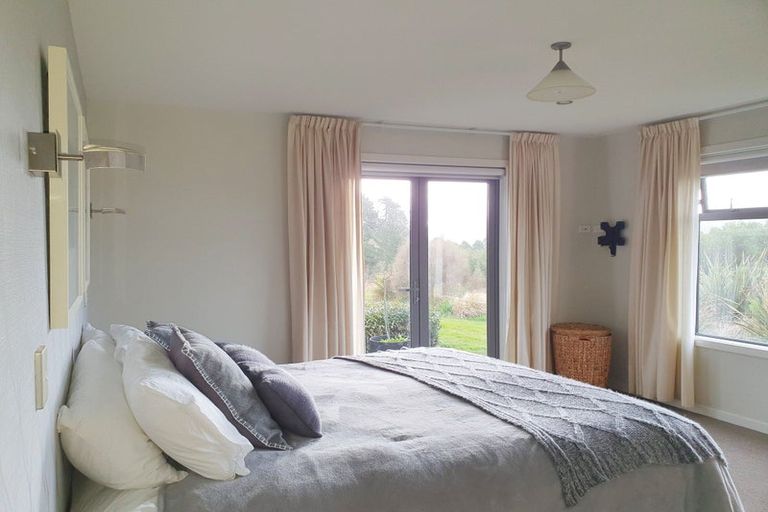 Photo of property in 3 Esk View Road, Eskdale, Napier, 4182