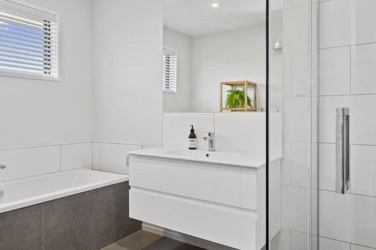 Photo of property in 3b Wyllie Place, Amberley, 7410