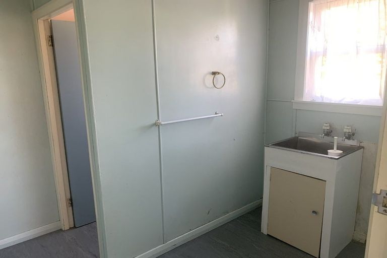 Photo of property in 60 Pukepapa Road, Marton, 4710