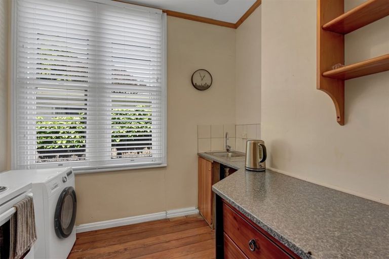 Photo of property in 43 Collingwood Street, Nelson, 7010