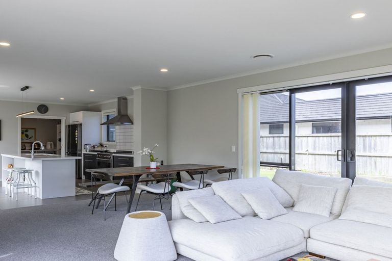 Photo of property in 77 Roy Hilton Drive, Flagstaff, Hamilton, 3210