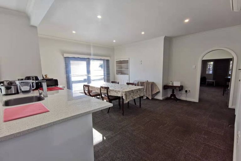 Photo of property in 157 Fendalton Road, Fendalton, Christchurch, 8041