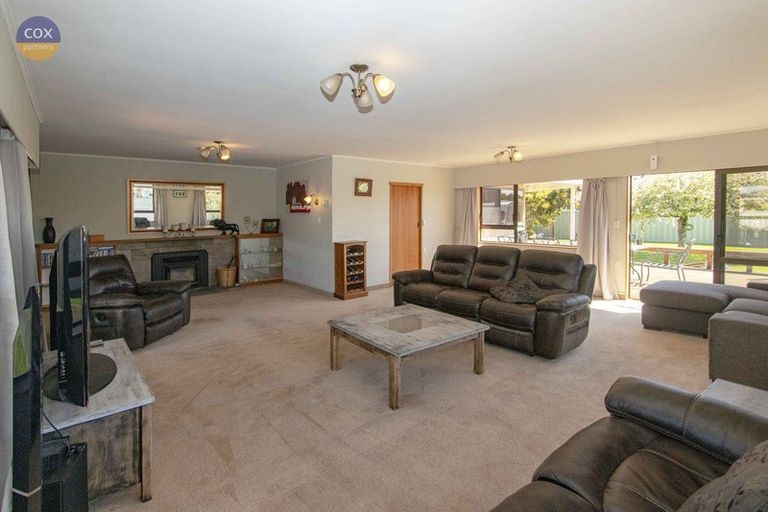 Photo of property in 130 Wharerangi Road, Greenmeadows, Napier, 4112