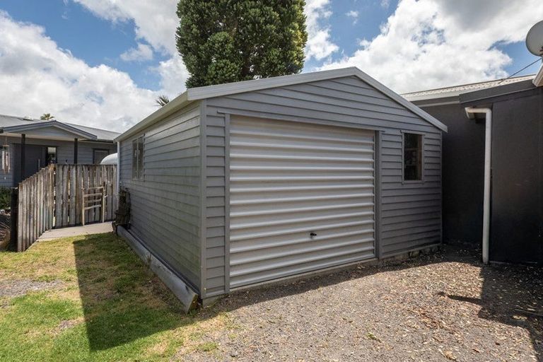 Photo of property in 11 Roretana Drive, Athenree, Katikati, 3177