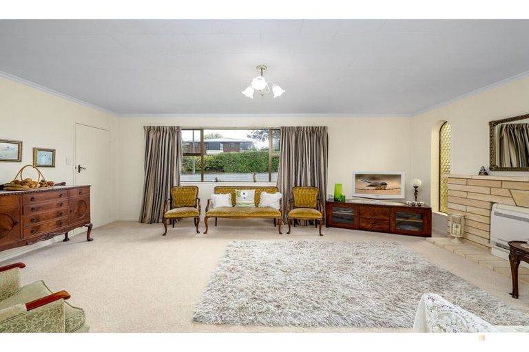 Photo of property in 6 Bond Street, Waimate, 7924