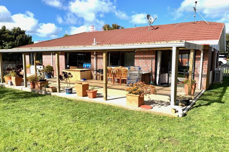 Photo of property in 2d Palomino Drive, Henderson, Auckland, 0612