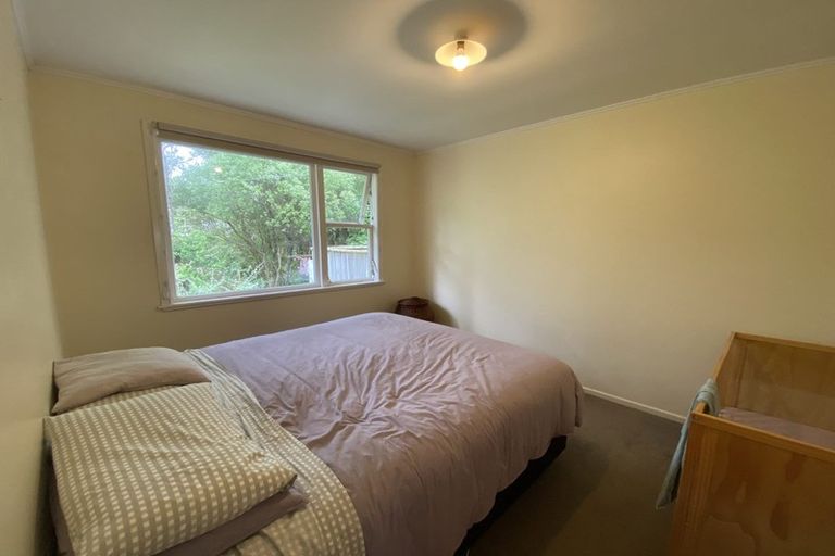 Photo of property in 4 Chaucer Way, Karori, Wellington, 6012