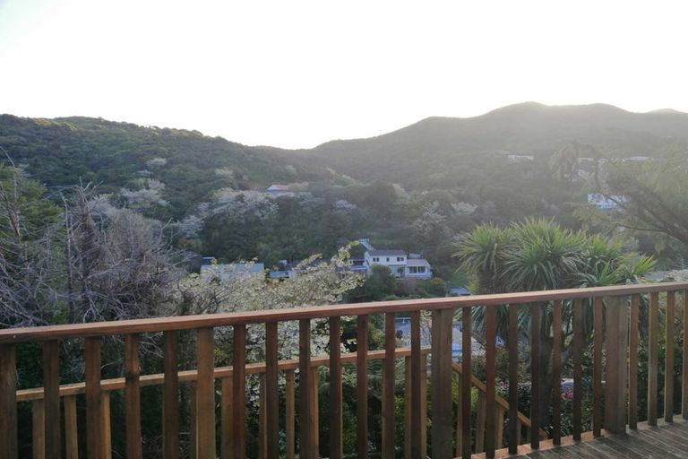 Photo of property in 10 Hazlewood Avenue, Karori, Wellington, 6012