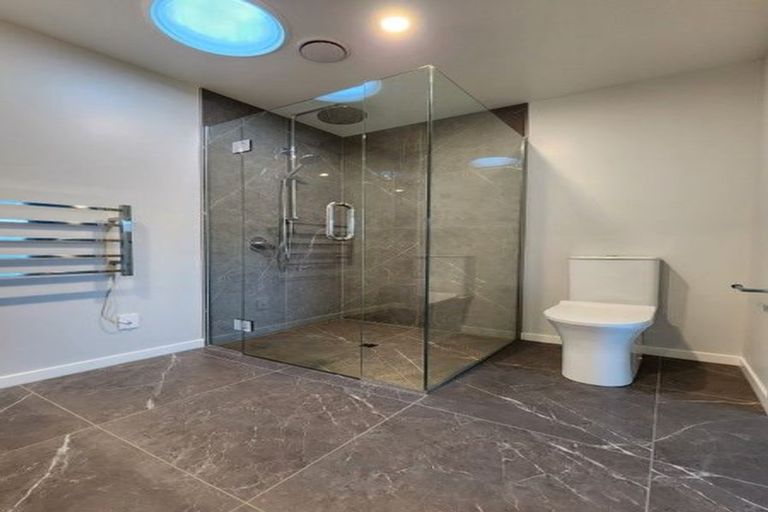 Photo of property in 12 Topsail Way, Whitby, Porirua, 5024