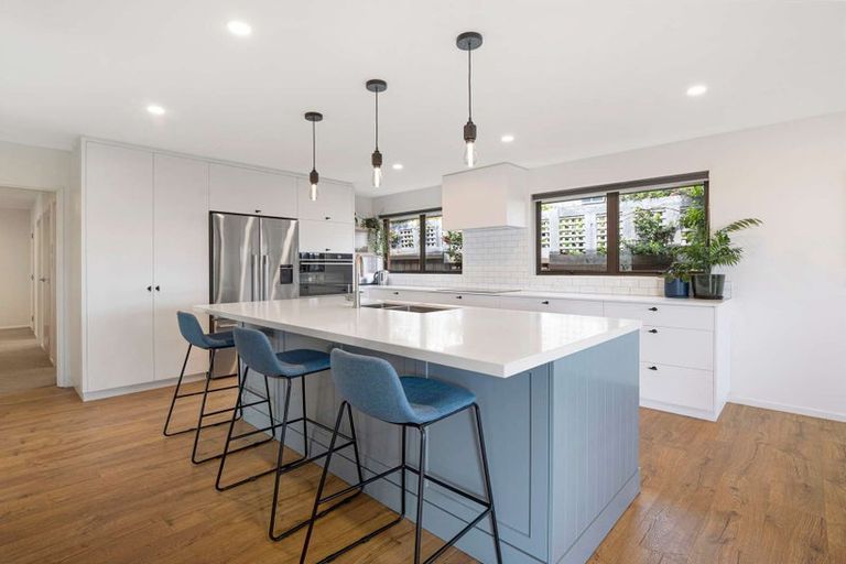 Photo of property in 19 Bengal Drive, Cashmere, Christchurch, 8022