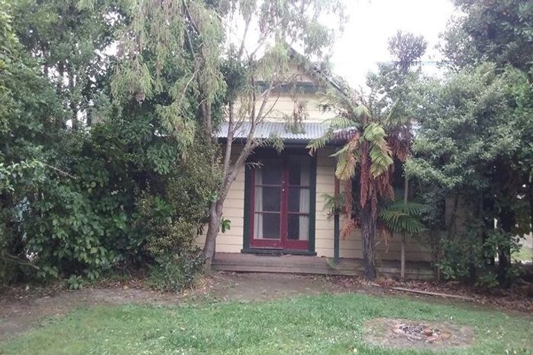Photo of property in 356 College Street, West End, Palmerston North, 4410