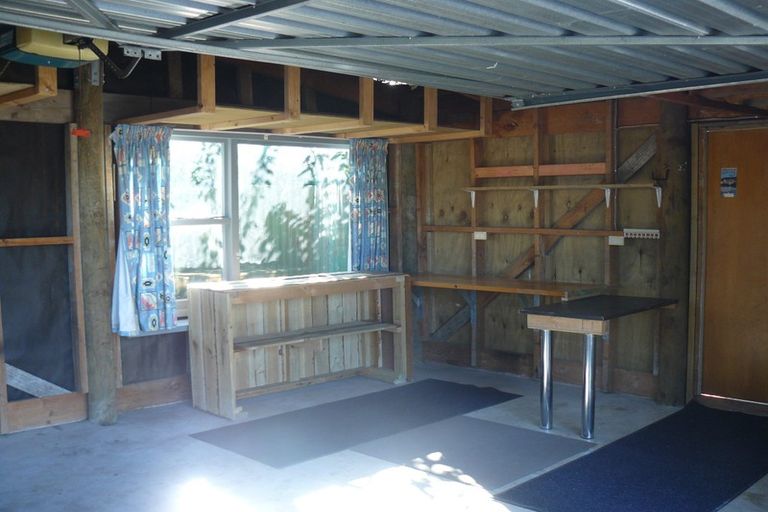 Photo of property in 11a Polstead Road, Stoke, Nelson, 7011