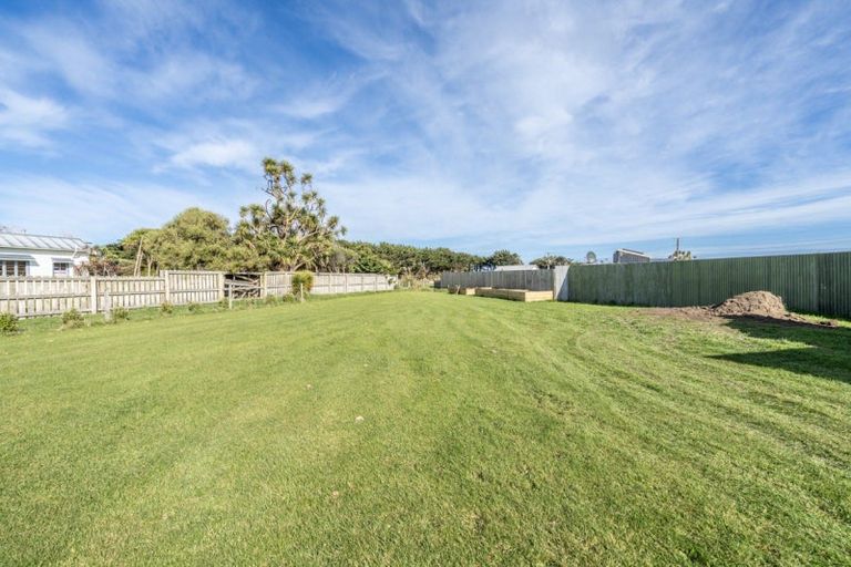 Photo of property in 62 Dover Street, Orepuki, Riverton, 9881