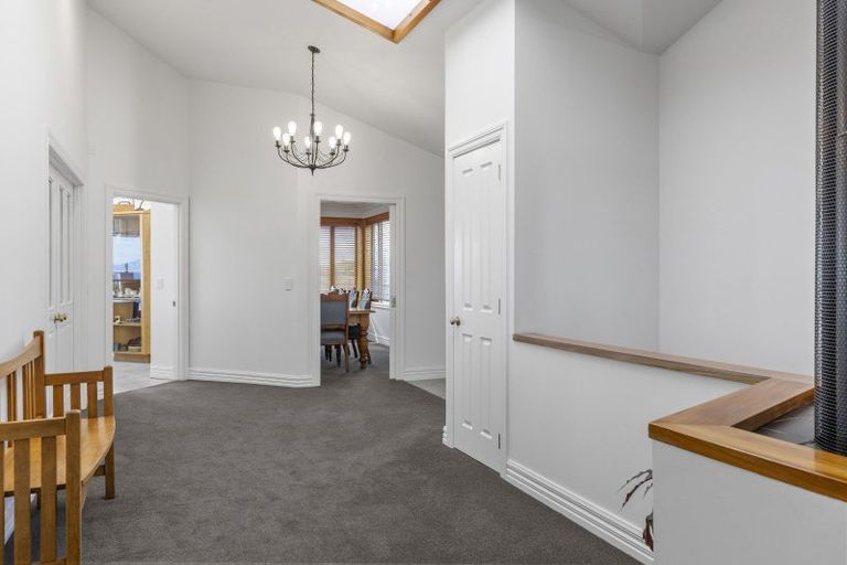 Photo of property in 2/70 Harvey Street, Waipahihi, Taupo, 3330