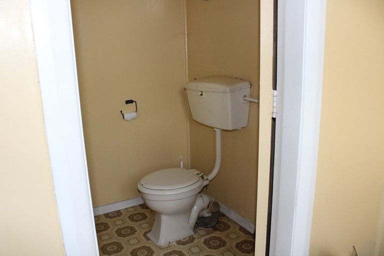 Photo of property in 5 Lansdowne Crescent, Lansdowne, Masterton, 5810