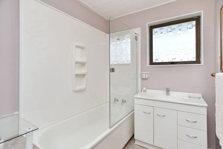 Photo of property in 64 Newnham Street, Rangiora, 7400