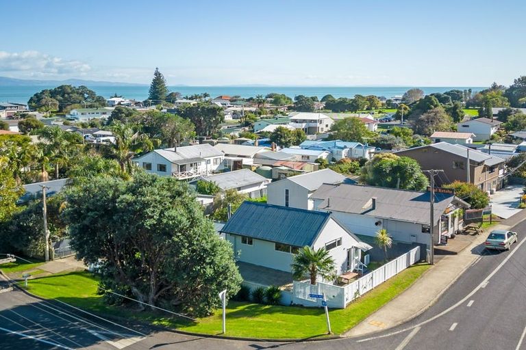 Photo of property in 2 Aputa Avenue, Te Puru, Thames, 3575