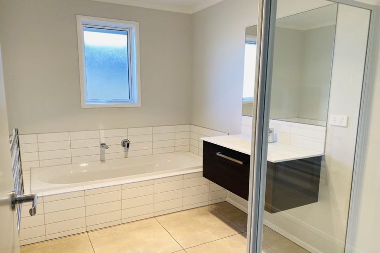 Photo of property in 55 Tradewinds Drive, Whitby, Porirua, 5024