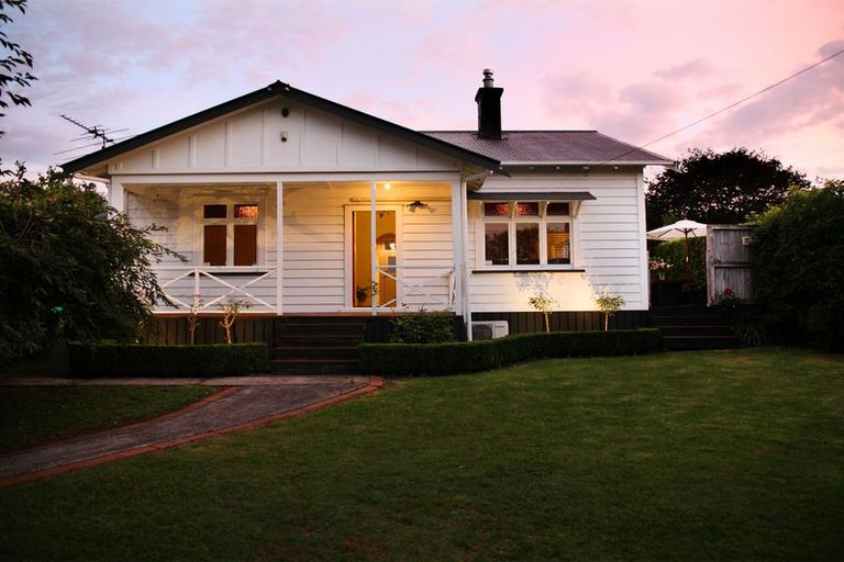 Photo of property in 84a Victoria Street, Pukekohe, 2120