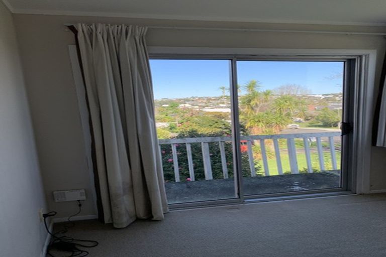 Photo of property in 6 Dudding Avenue, Northcote, Auckland, 0627