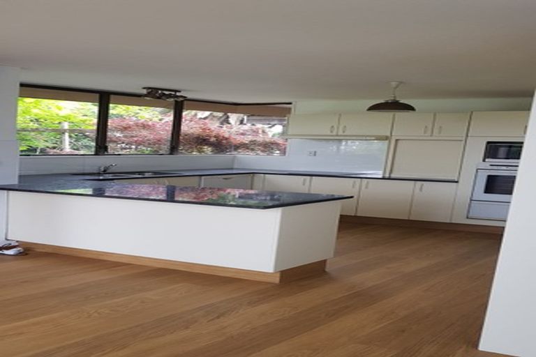 Photo of property in 12 Dayspring Way, Pakuranga, Auckland, 2010