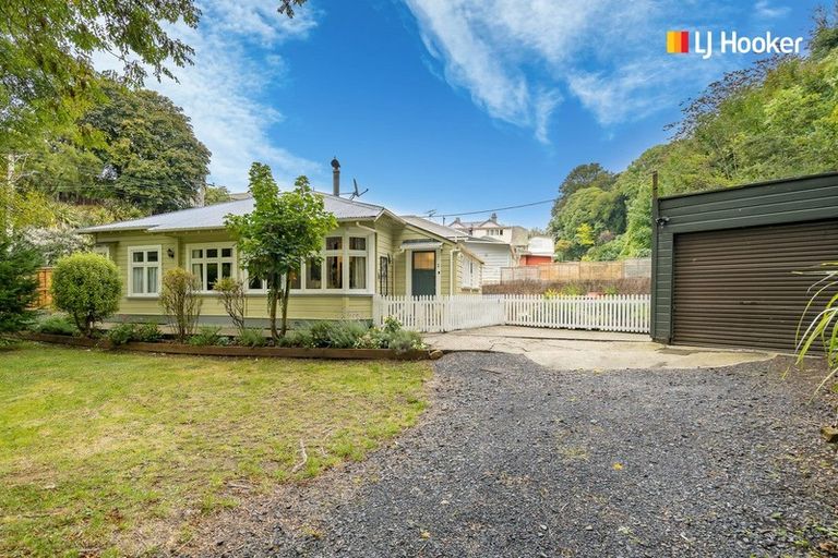 Photo of property in 2 Hawthorn Avenue, Mornington, Dunedin, 9011