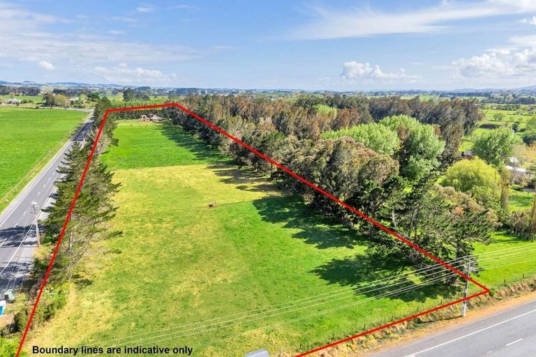 Photo of property in 42 Rimmer Road, Helensville, 0875