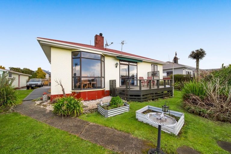 Photo of property in 21 Kent Terrace, Midhirst, Stratford, 4394