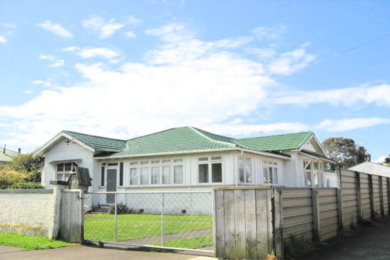 Photo of property in 28 Kings Avenue, Gonville, Whanganui, 4501