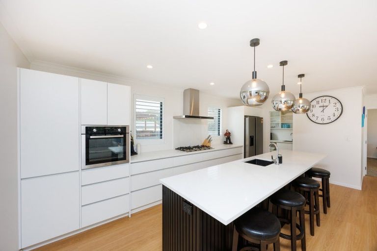 Photo of property in 52 Hunia Terrace, Himatangi Beach, Foxton, 4891