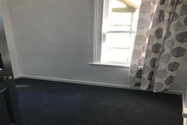Photo of property in 107 Morton Street, Strathern, Invercargill, 9812