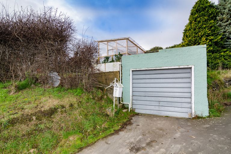 Photo of property in 152 Main South Road, Green Island, Dunedin, 9018