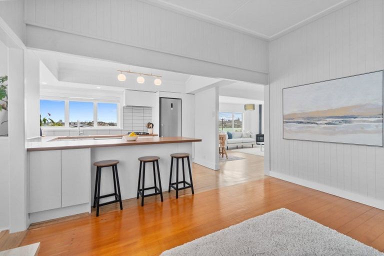 Photo of property in 38 Aramoana Avenue, Devonport, Auckland, 0624