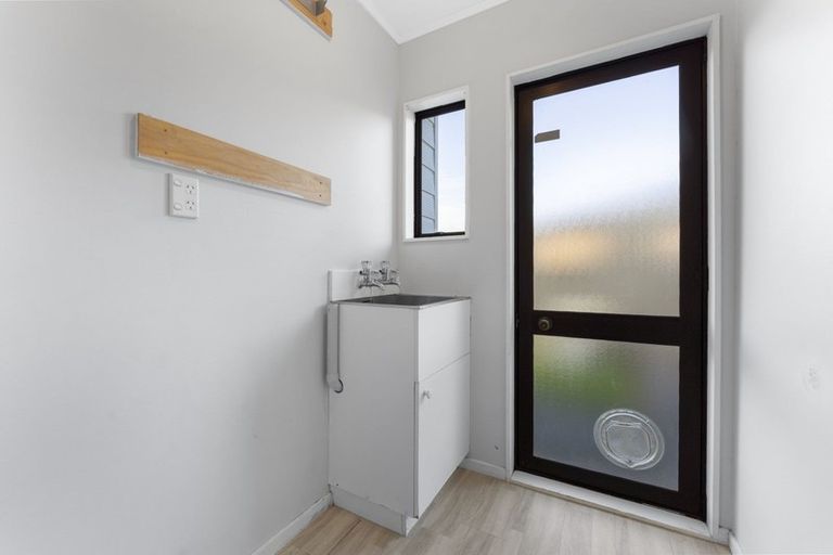 Photo of property in 47 Peppertree Glade, Kelvin Grove, Palmerston North, 4414