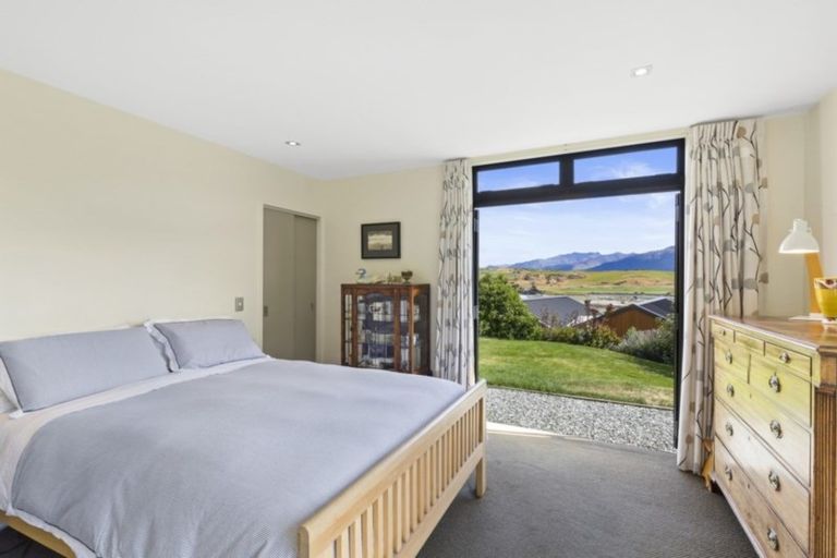 Photo of property in 7 Jackby Court, Jacks Point, Queenstown, 9371
