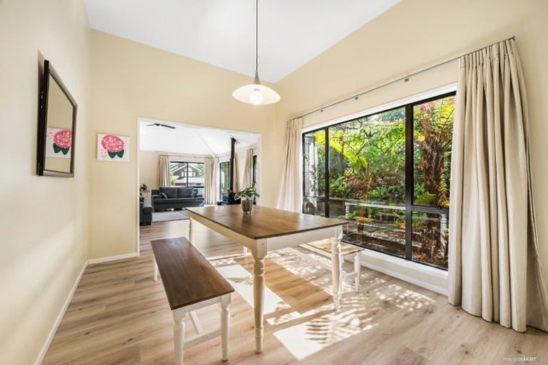 Photo of property in 1 Stitchbird Close, Murrays Bay, Auckland, 0630
