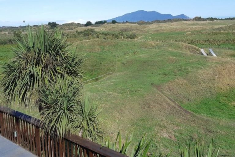 Photo of property in 218 Pukenamu Road, Te Horo, Otaki, 5581