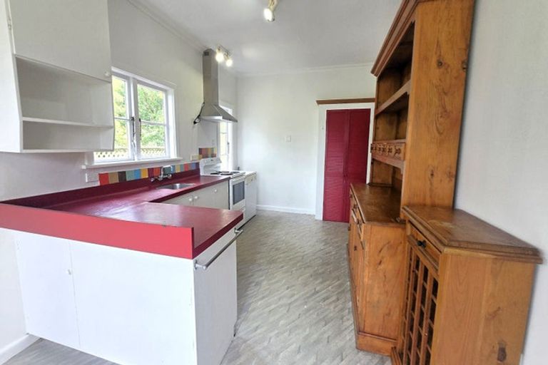 Photo of property in 75 Chamberlain Road, Karori, Wellington, 6012