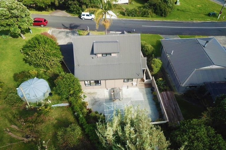 Photo of property in 6 Seaview Road, Cable Bay, 0420