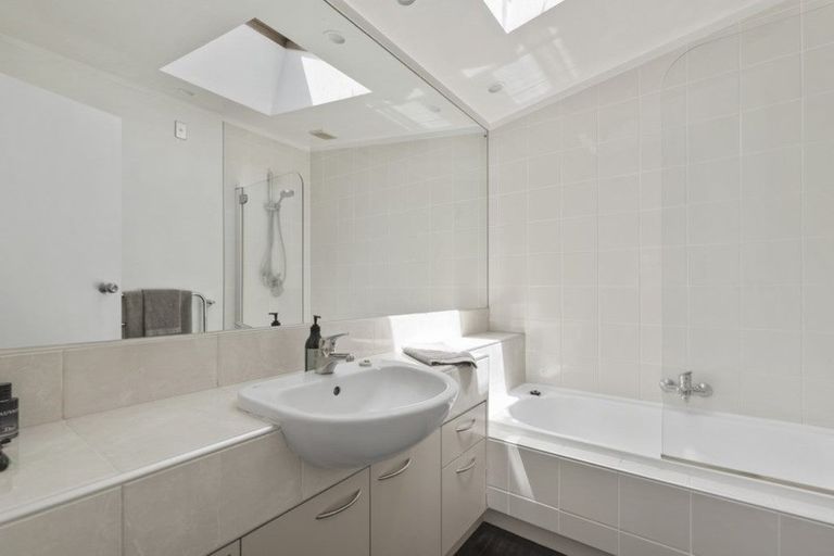 Photo of property in 94 Castor Bay Road, Castor Bay, Auckland, 0620