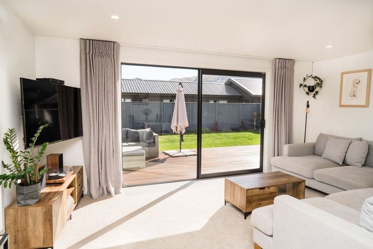 Photo of property in 50 Jack Hanley Drive, Jacks Point, Queenstown, 9371