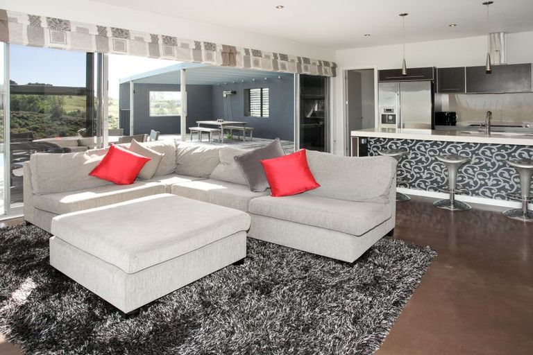 Photo of property in 805 Ponga Road, Opaheke, Papakura, 2584